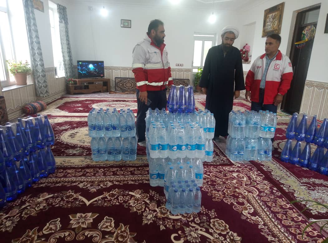 مشارکت اهالی روستای هوراند آذربایجان شرقی در نذر آب ۵ 